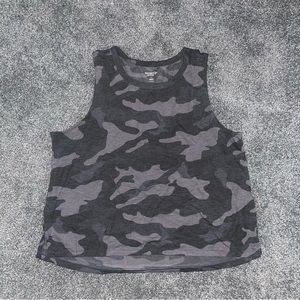 Old Navy Activewear Crop Camo Tank